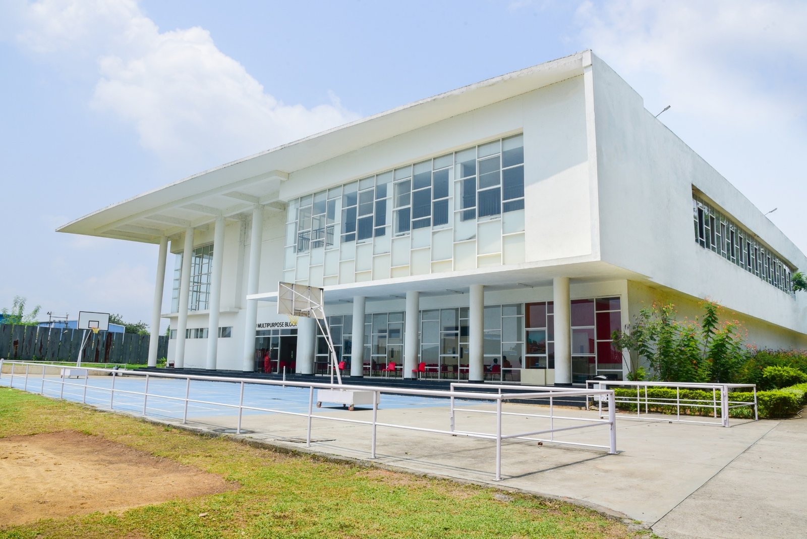 Redbridge International Academy - Electronic City