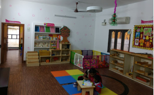Little Elly - Kolathur
