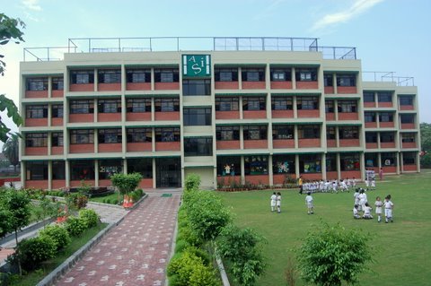 Arwachin International School - Dilshad Garden