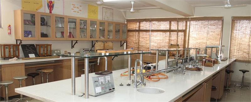 Arwachin International School - Dilshad Garden