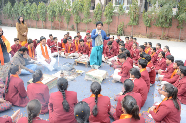 DAV Public School - E of Loni Rd