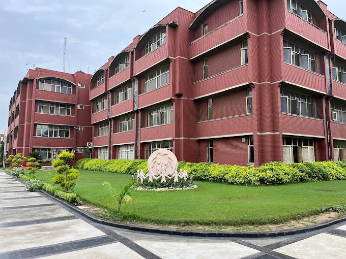 DELHI INTERNATIONAL PUBLIC SCHOOL - Sector 9,Rohini