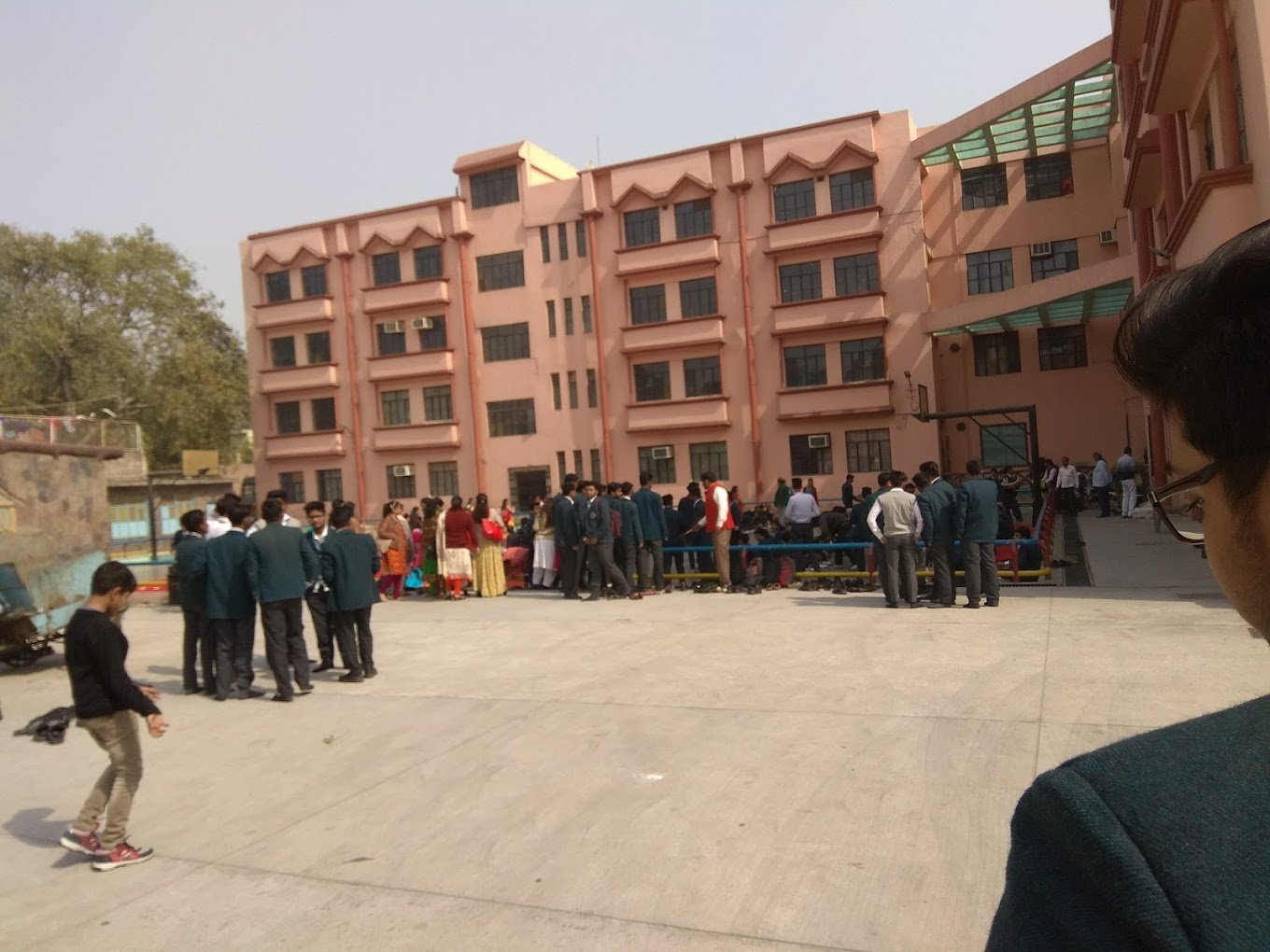 Flora Dales Senior Secondary School - Dilshad Garden