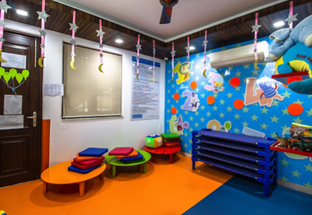 Footprints - Lajpat Nagar