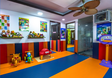 Footprints - Lajpat Nagar