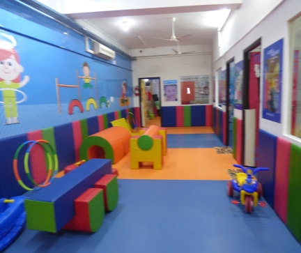 Footprints - Vasundhara Enclave