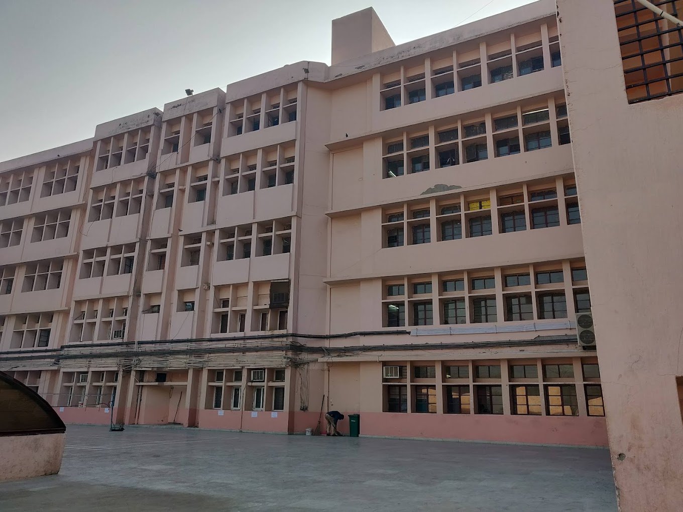 Greenway Modern School - Dilshad Garden