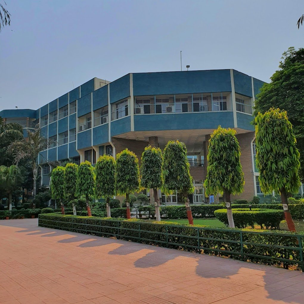 Jaspal Kaur Public School - Shalimar Bagh