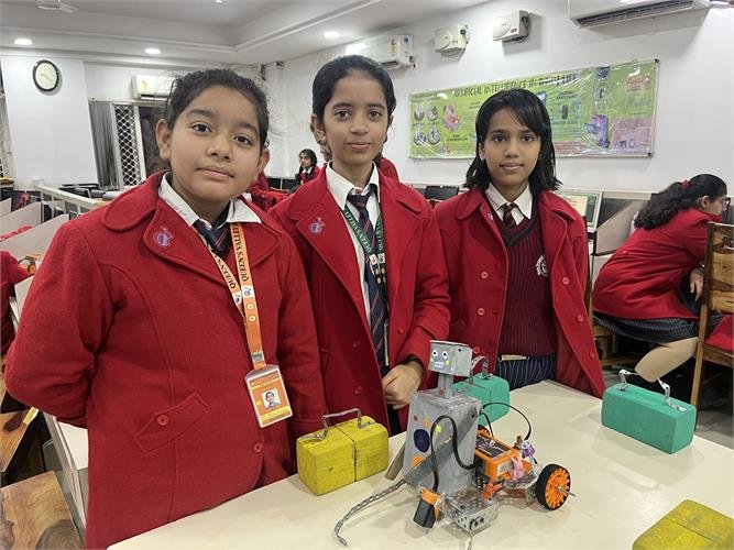 Queen's Valley School - Dwarka