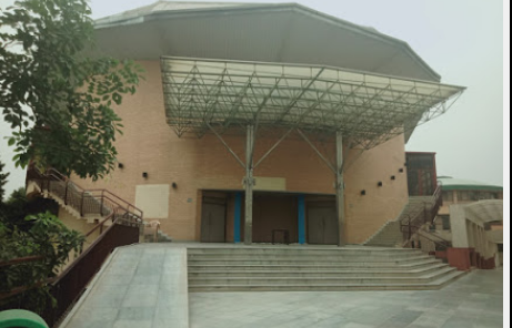 Sanskriti School - S Radhakrishna Marg