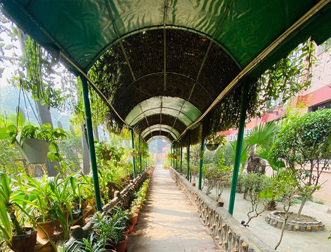St Andrews Scots Senior Secondary School - Patparganj