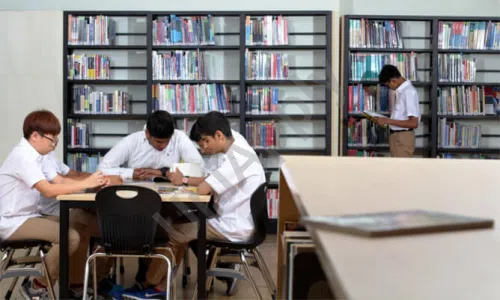 Amity Global School - Sector 46