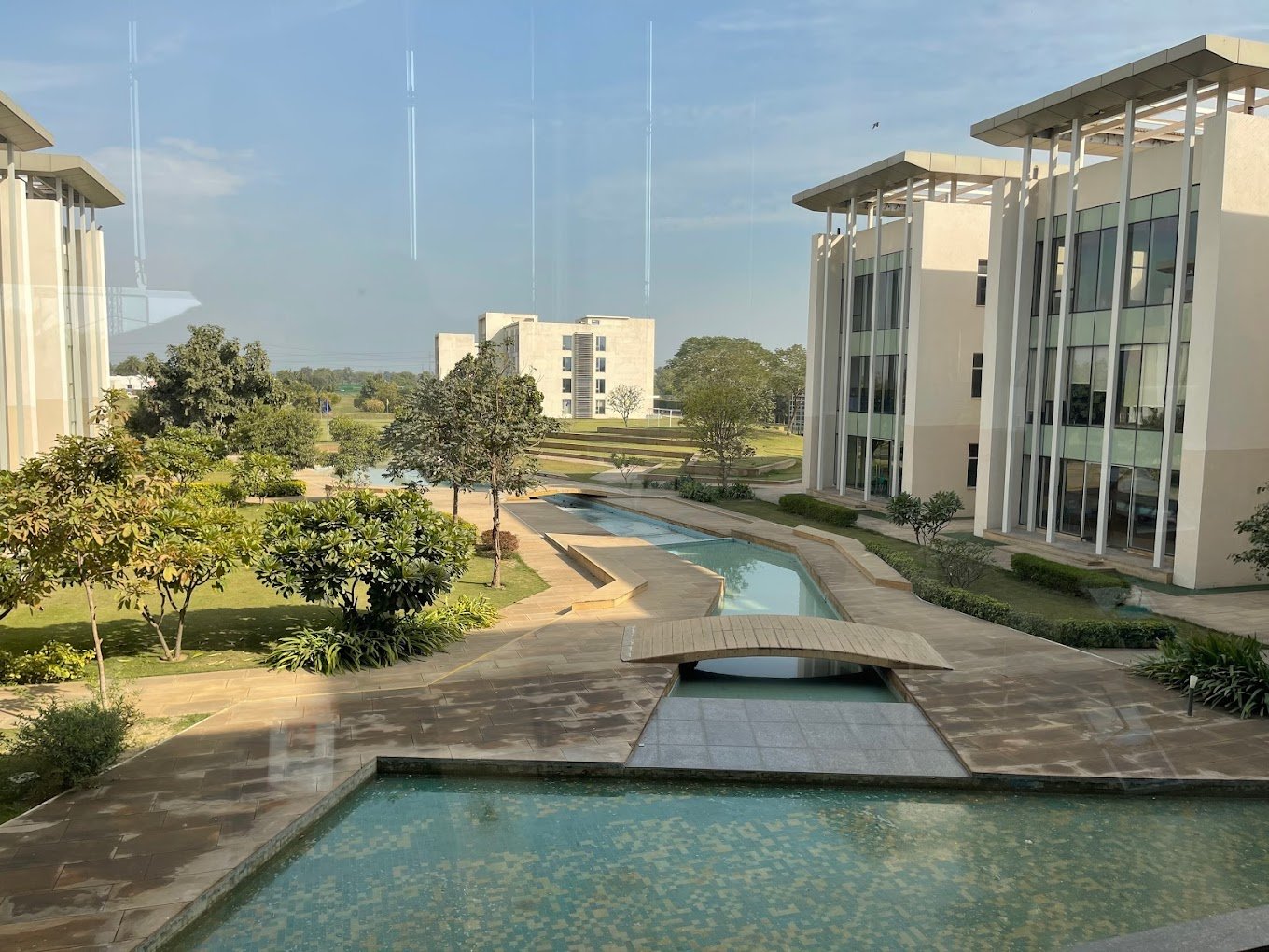 GD GOENKA SIGNATURE SCHOOL - Sector 33
