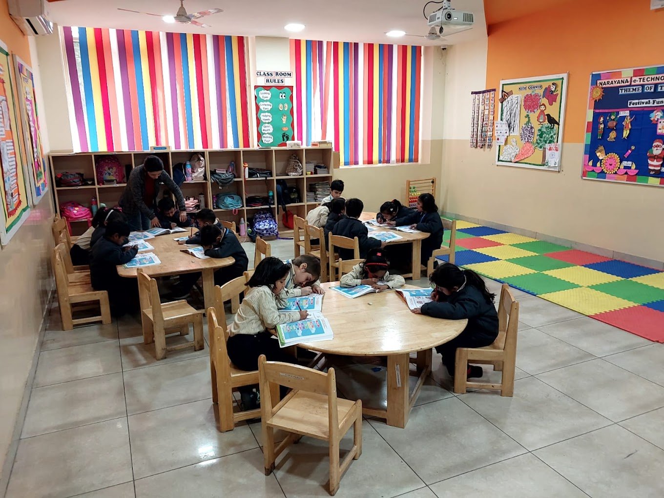 Narayana e-Techno School - MG Road - Sector 43
