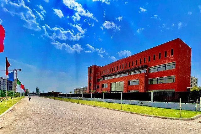 The Vivekananda School - Sector 69