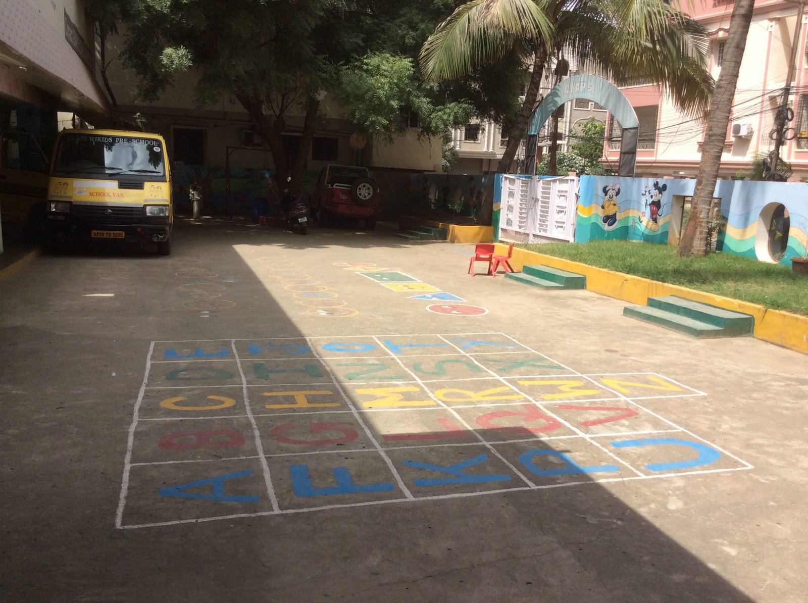 Claps Wikids Preschool - Madeenaguda