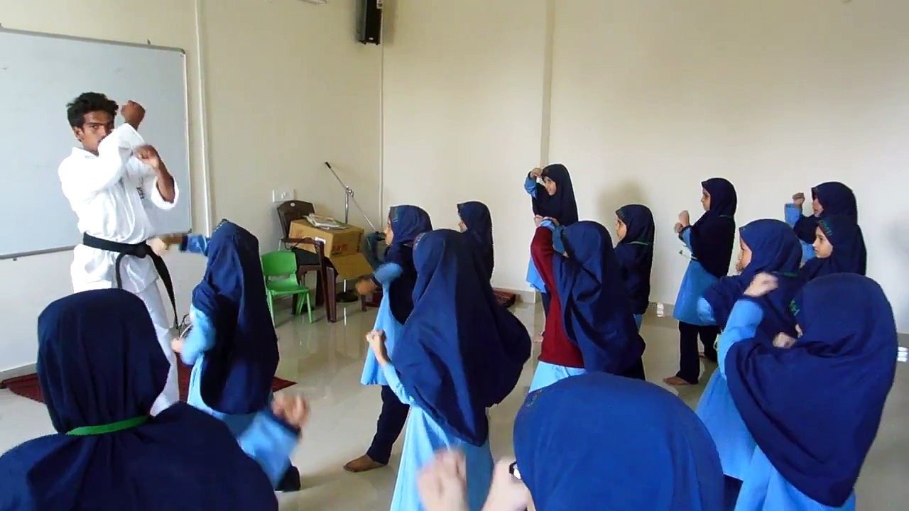 Hidayah Islamic International School - Bahadurpura