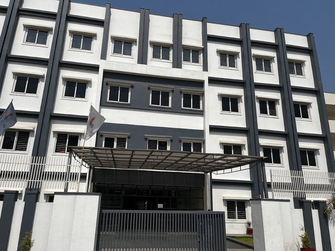 Infinity World School - Chanda Nagar
