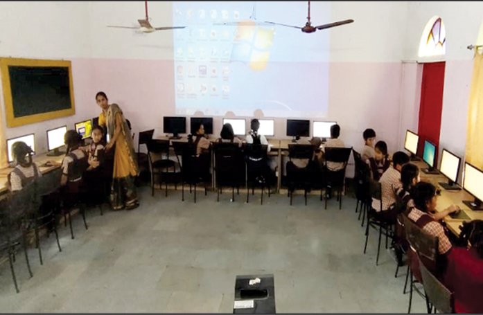 SPS High School - Kompally