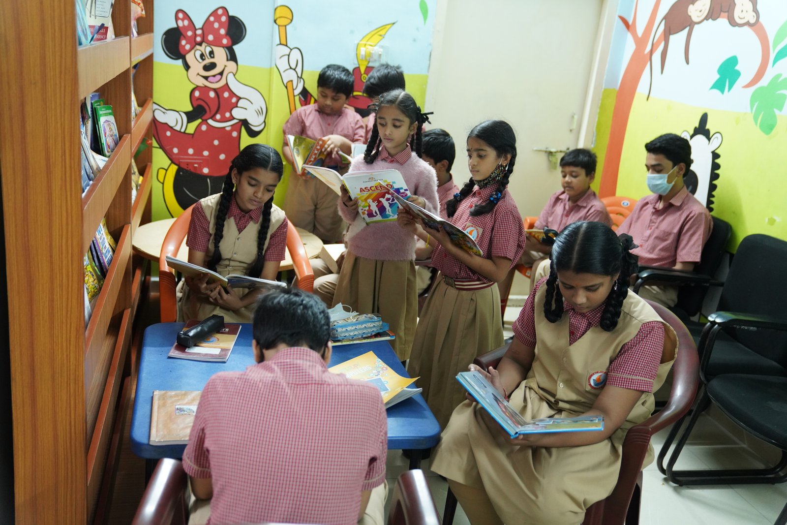 Sreenidhi Viswabharati School - Madhura Nagar