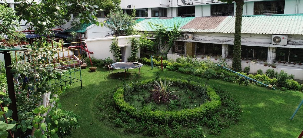 Shri Shikshayatan School - Hazra Road