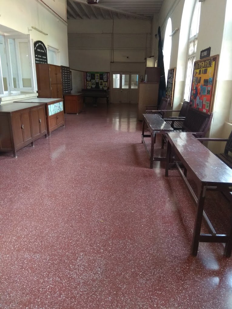 Bai Avabai Framji Petit Girls' High School - Pali Hill