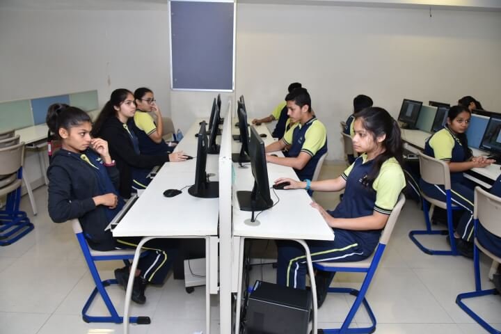 Mainadevi Bajaj International School - Malad West