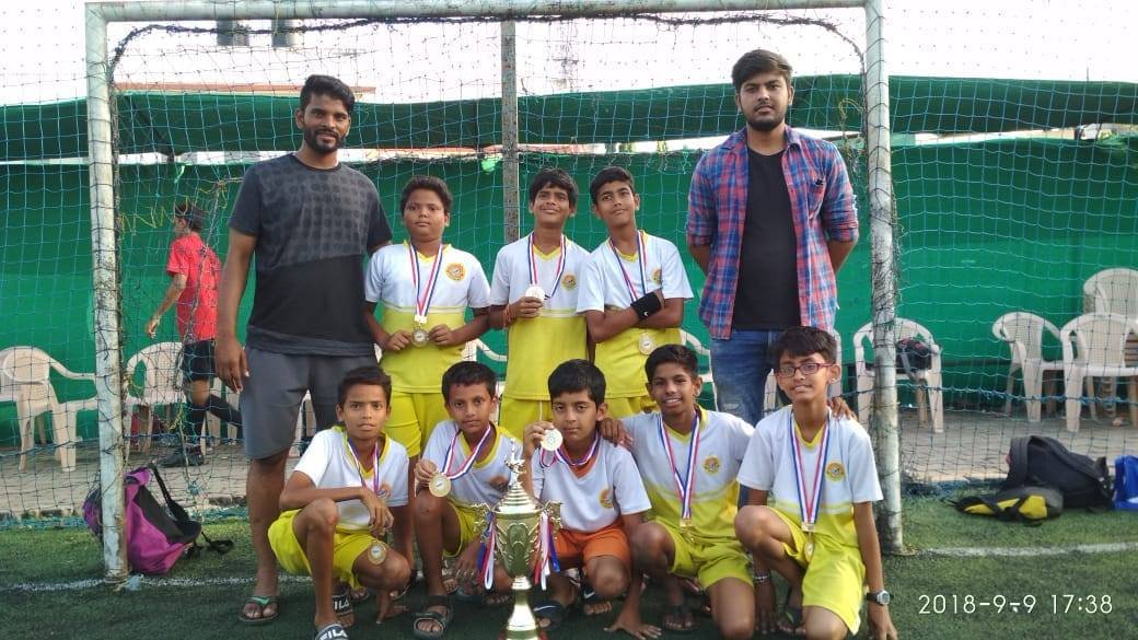 Ram Ratna Vidya Mandir - Uttan