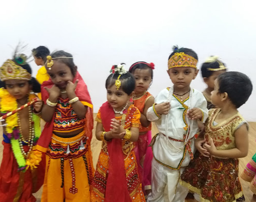 Tree House Play Group - Vidyavihar