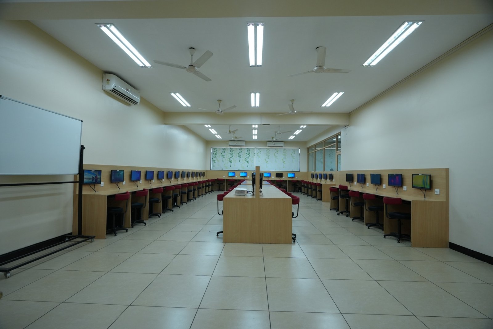Yashodham High School - Mulund East